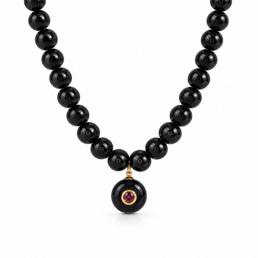 Noir Necklace - collar de cuentas de ónix negro con dije