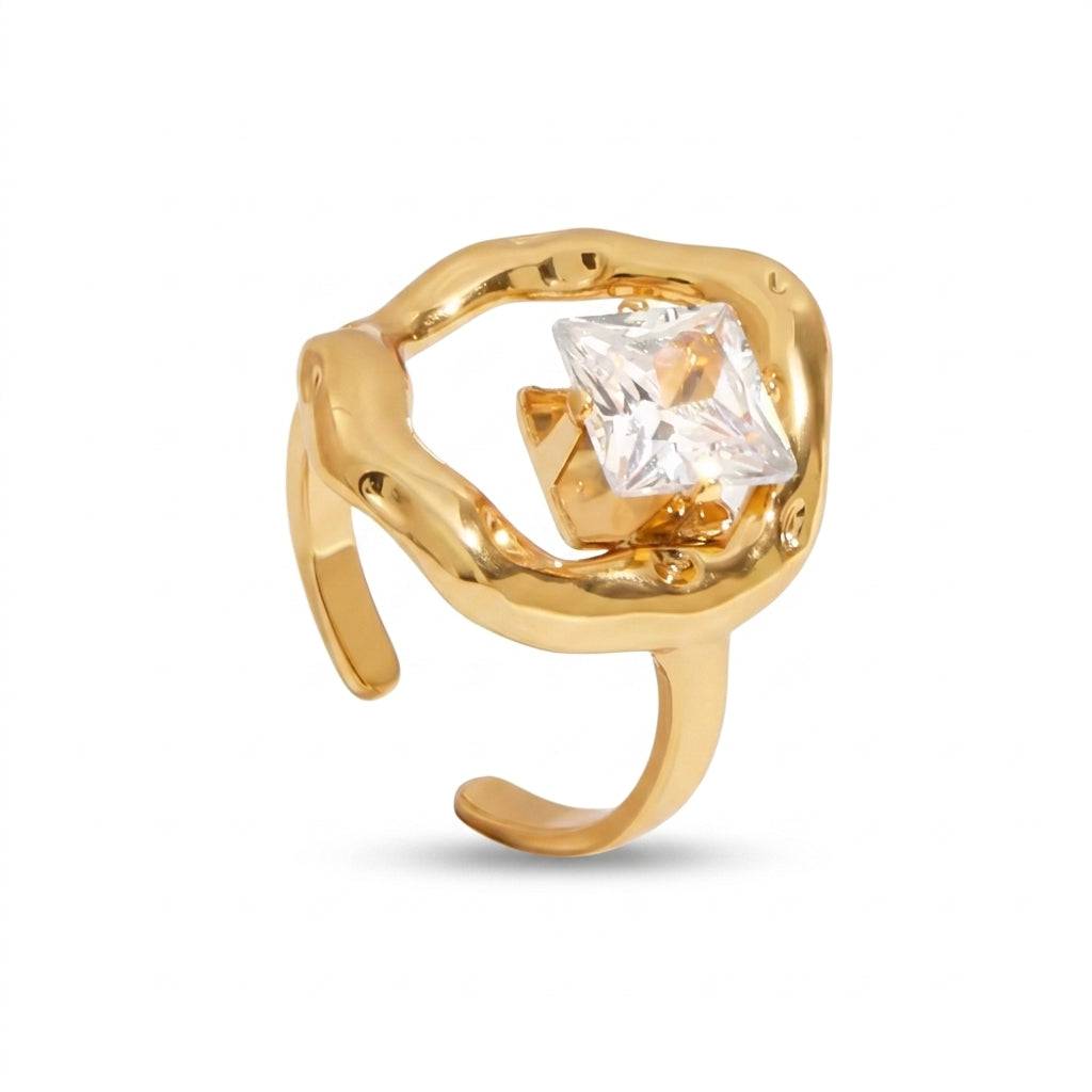 Serpentine Knot Ring